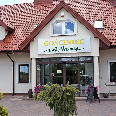 Gosciniec Nad Narwia - Airport Modlin Inn Kikoly